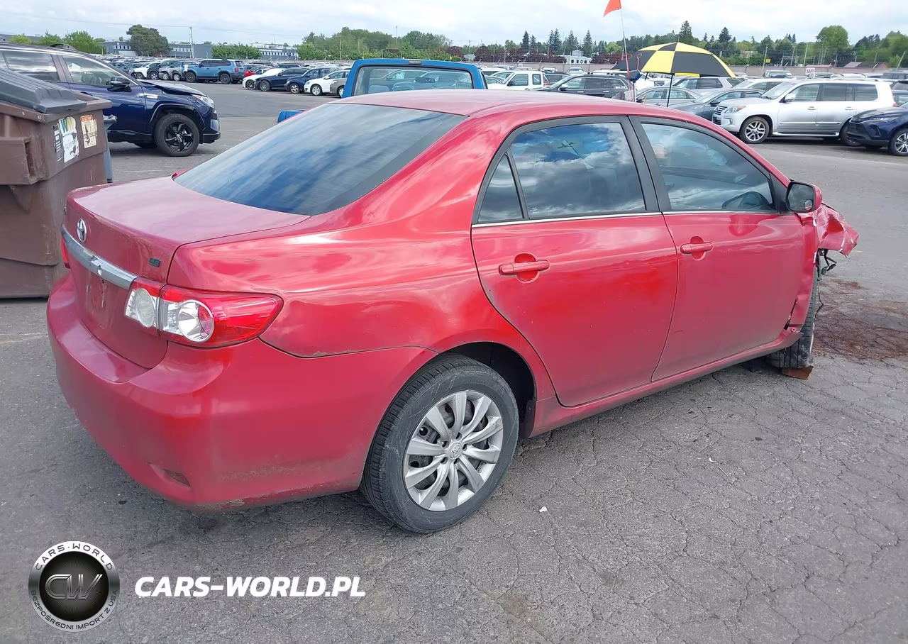 2013 Toyota Corolla Le VIN:2T1BU4EE9DC096702 - 4