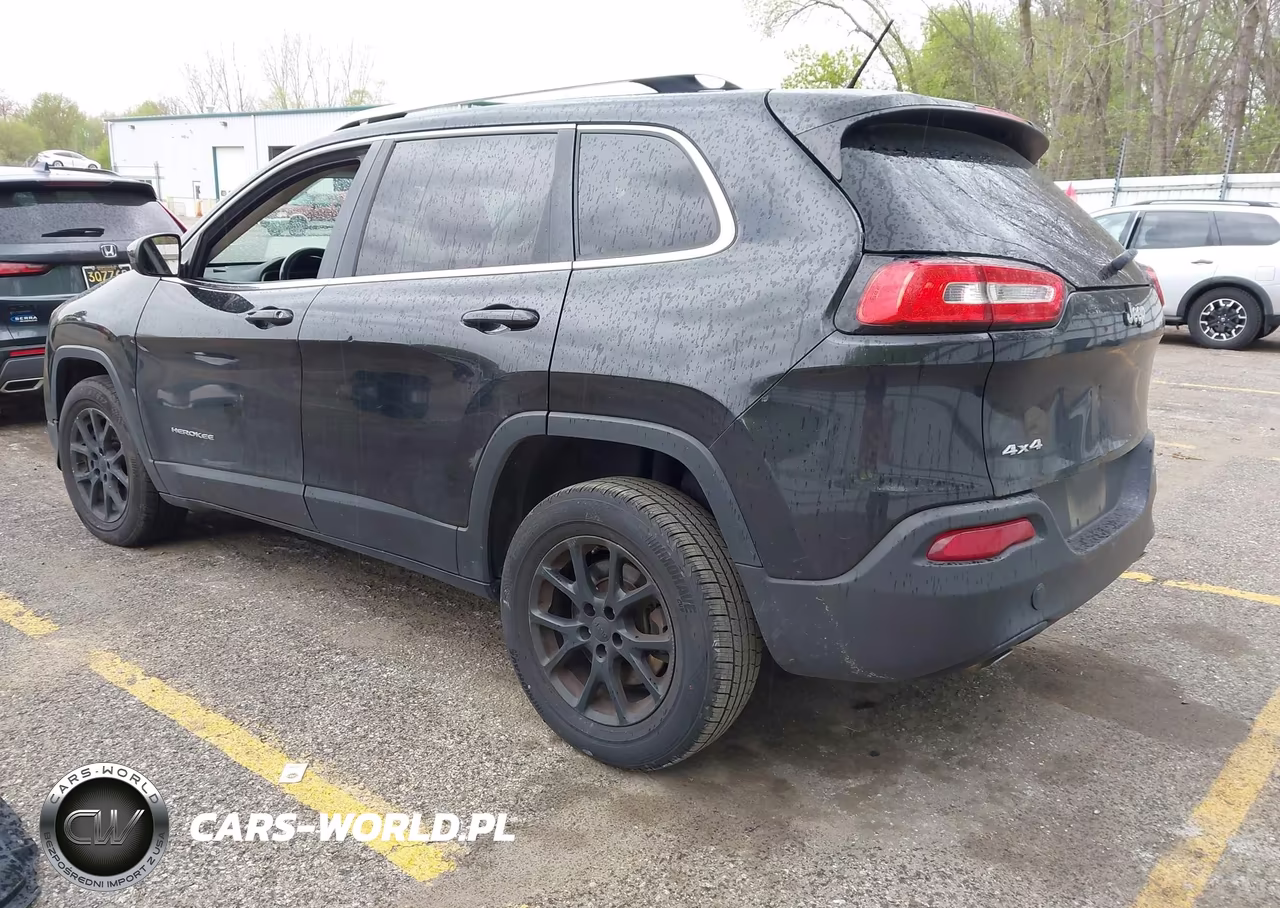 2014 Jeep Cherokee Latitude VIN:1C4PJMCS6EW252033 - 3