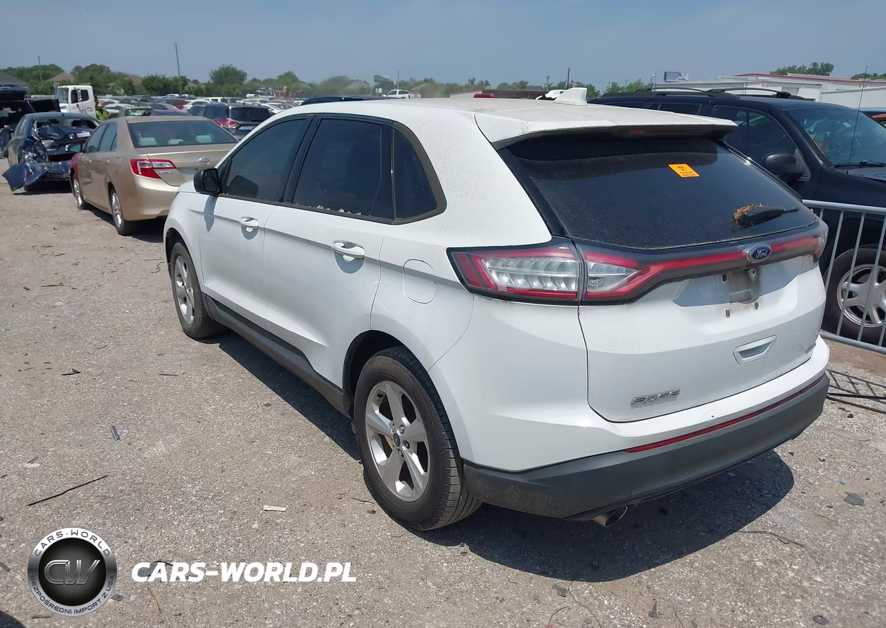 2015 Ford Edge Se VIN:2FMTK3G93FBC32821 - 3