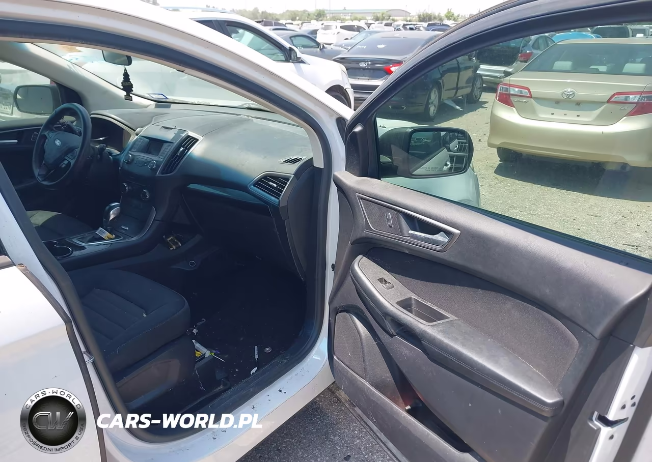 2015 Ford Edge Se VIN:2FMTK3G93FBC32821 - 5