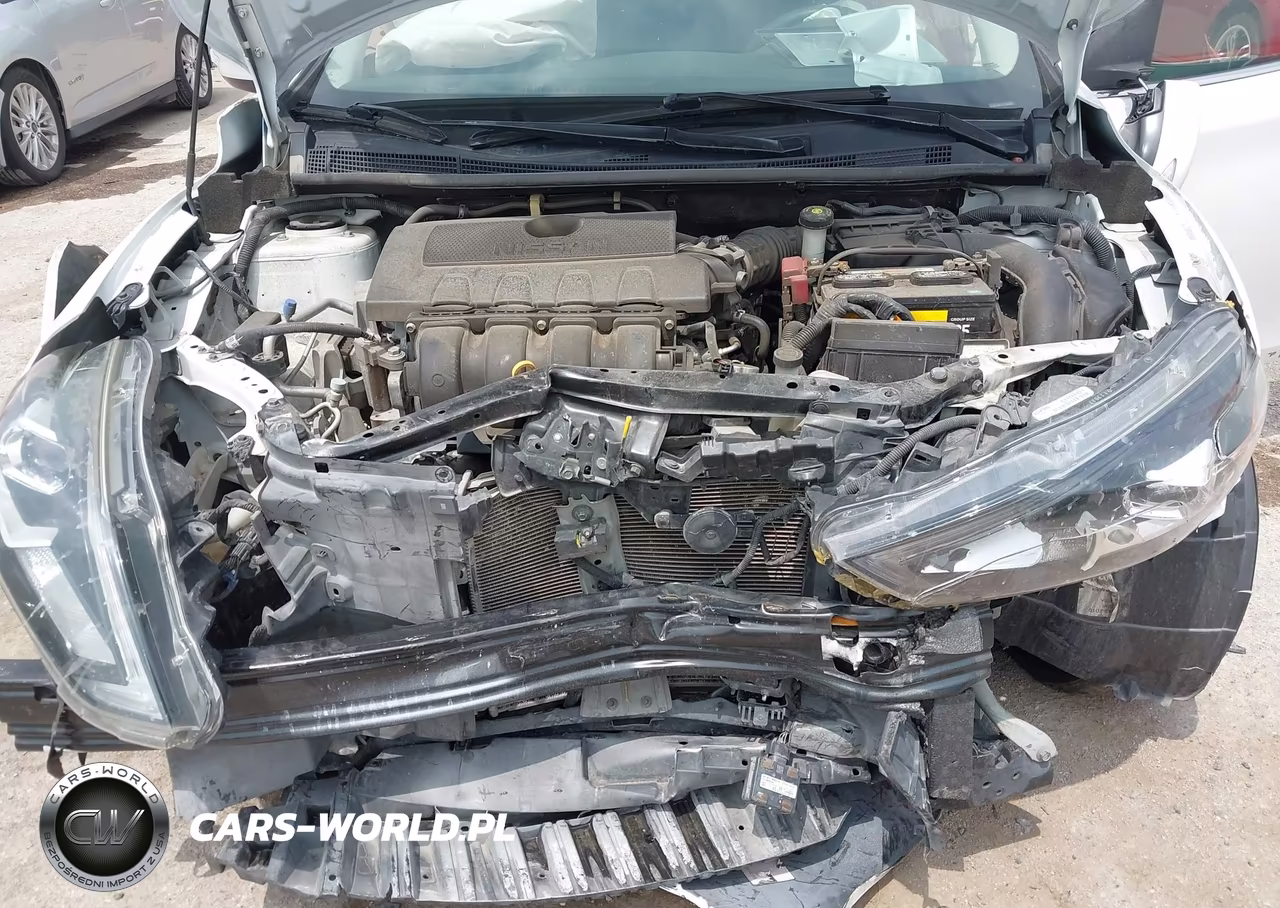 2018 Nissan Sentra Sr VIN:3N1AB7APXJY266204 - 10