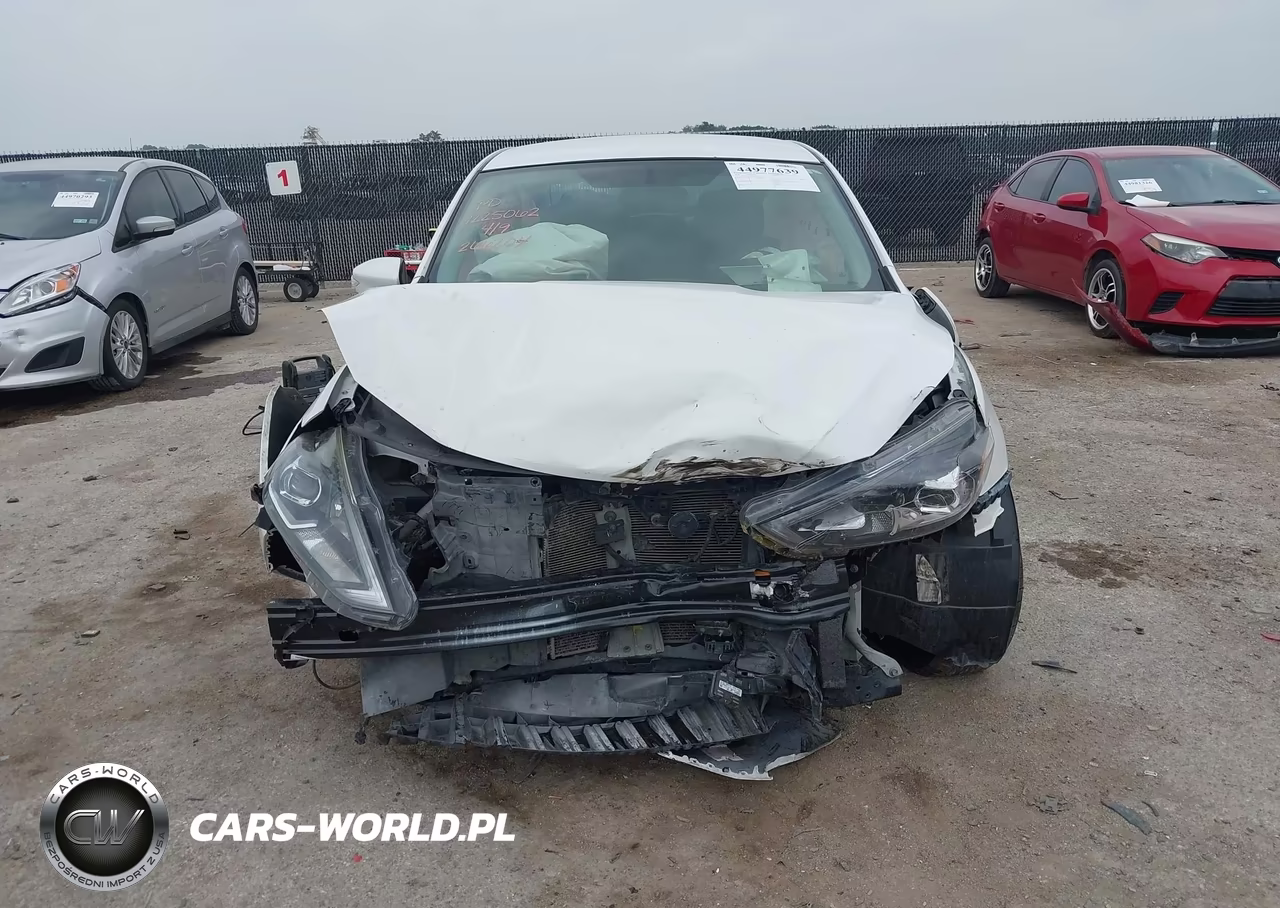 2018 Nissan Sentra Sr VIN:3N1AB7APXJY266204 - 12