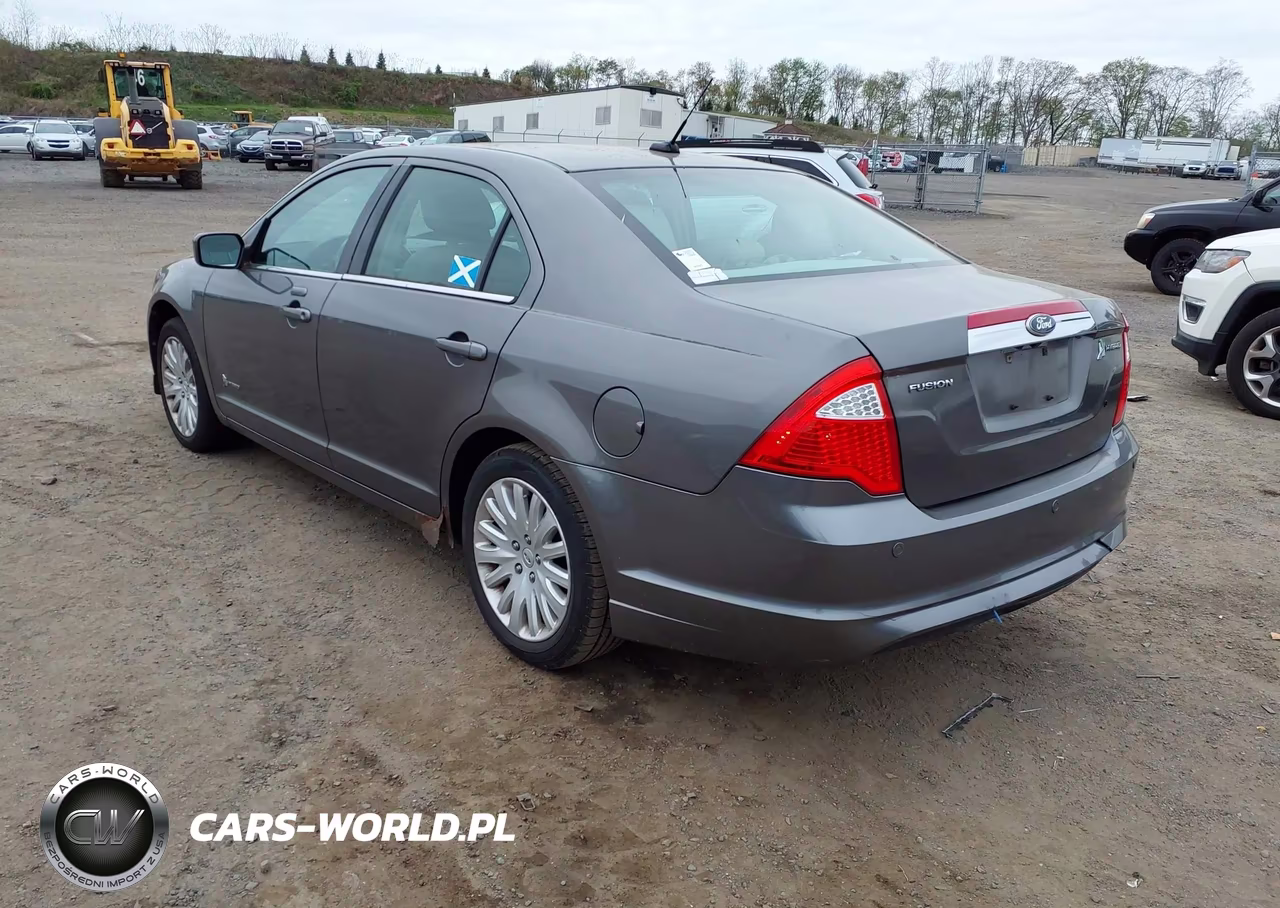 2011 Ford Fusion Hybrid VIN:3FADP0L30BR116004 - 3