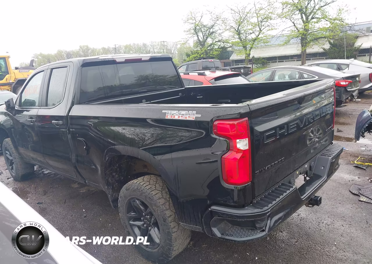 2020 Chevrolet Silverado 1500 4Wd Standard Bed Custom Trail Boss VIN:1GCRYCEH5LZ285150 - 3