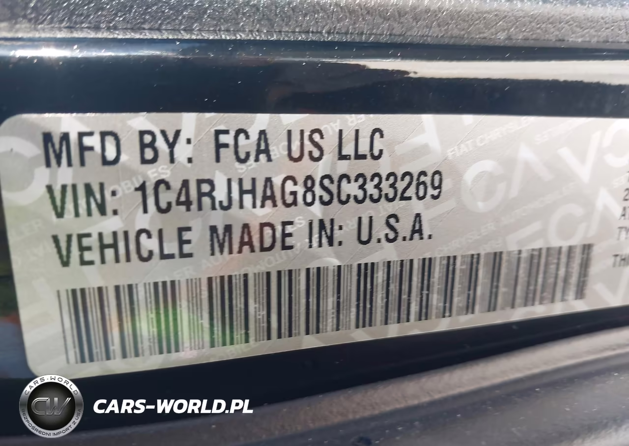 2025 Jeep Grand Cherokee Laredo X 4X4 VIN:1C4RJHAG8SC333269 - 9