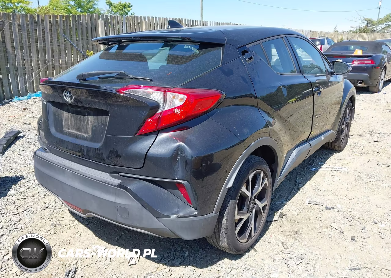 2018 Toyota C-Hr Xle Premium VIN:NMTKHMBX0JR031765 - 4