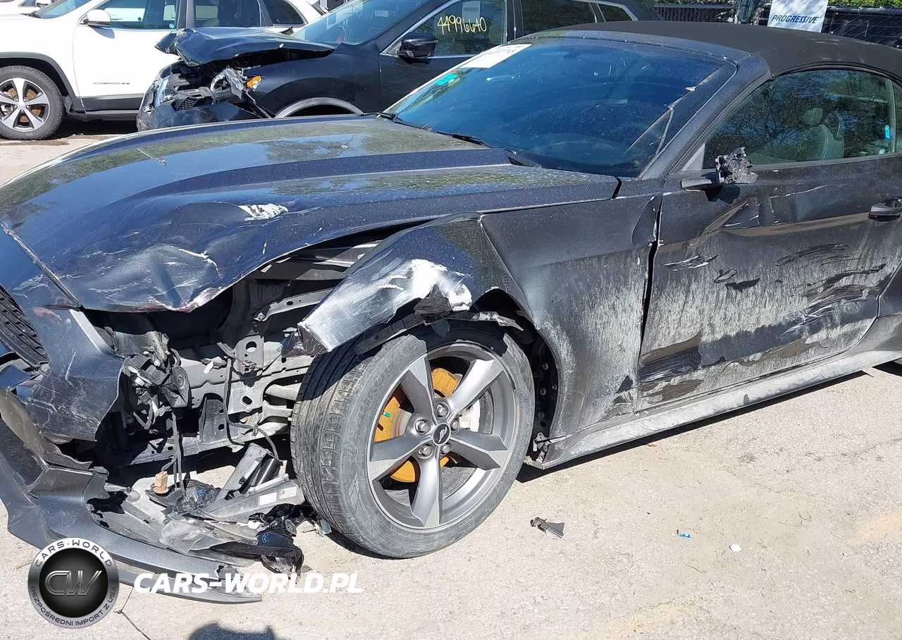 2015 Ford Mustang V6 VIN:1FATP8EM3F5338450 - 6