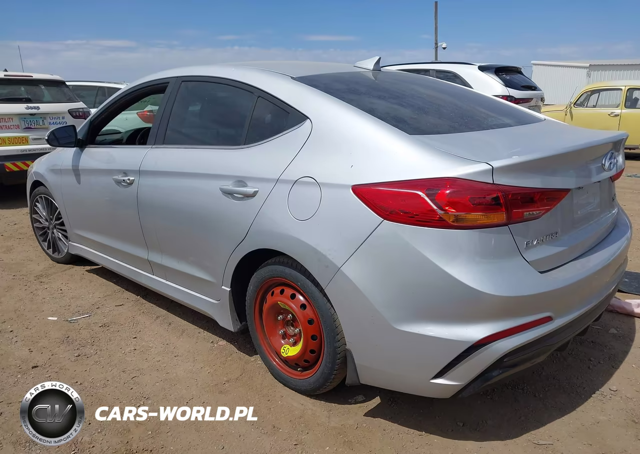 2018 Hyundai Elantra Sport VIN:KMHD04LB7JU704482 - 3