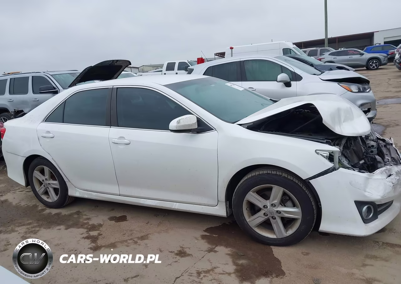 2014 Toyota Camry Se VIN:4T1BF1FK7EU854209 - 13