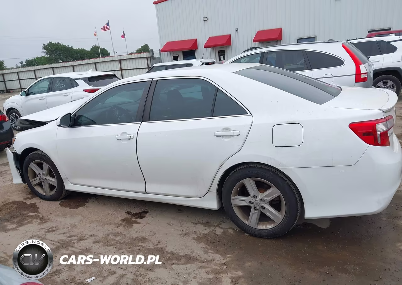 2014 Toyota Camry Se VIN:4T1BF1FK7EU854209 - 14