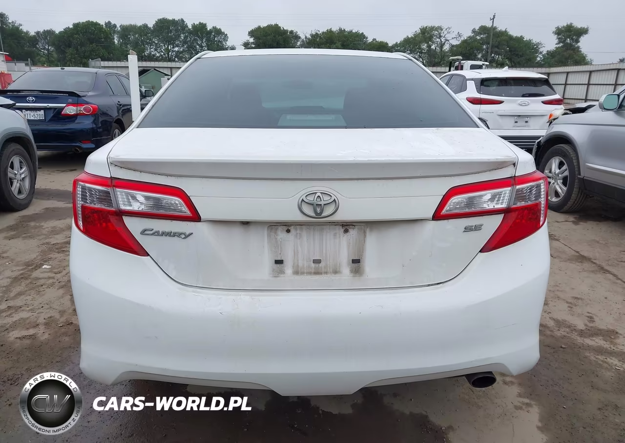 2014 Toyota Camry Se VIN:4T1BF1FK7EU854209 - 16