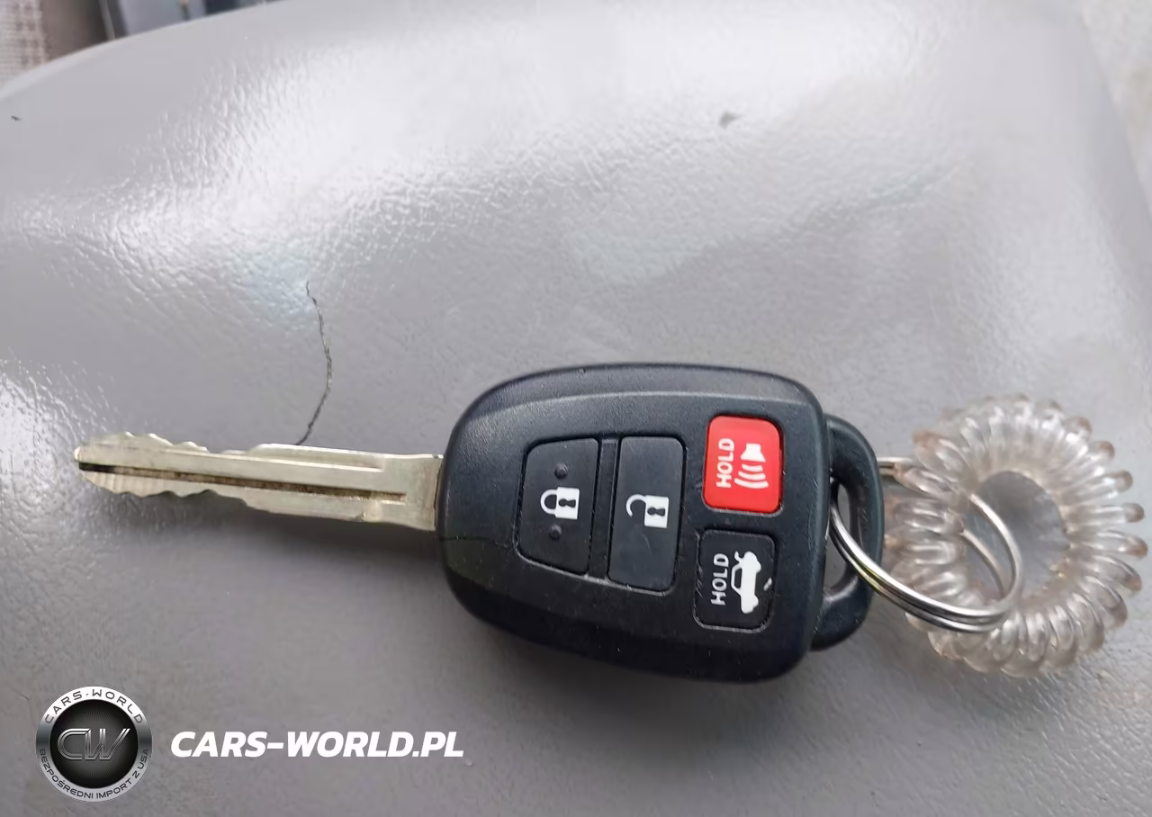2015 Toyota Camry Le VIN:4T4BF1FKXFR502460 - 11