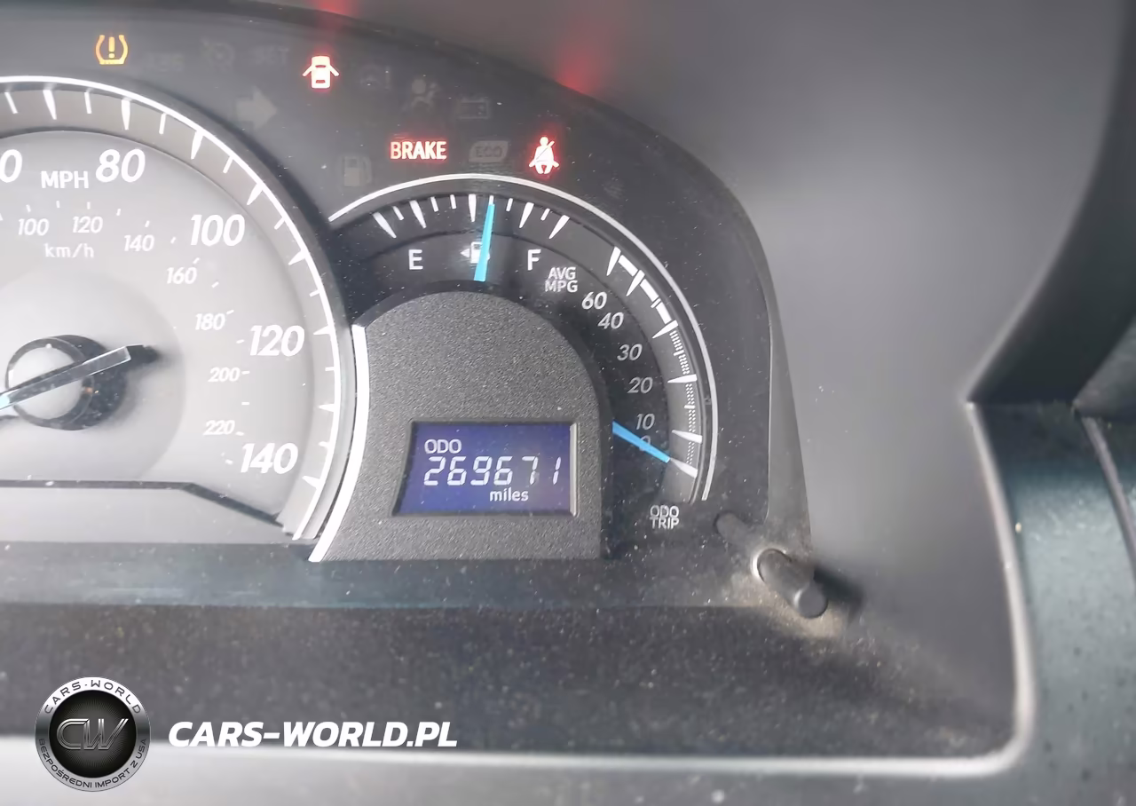 2015 Toyota Camry Le VIN:4T4BF1FKXFR502460 - 15
