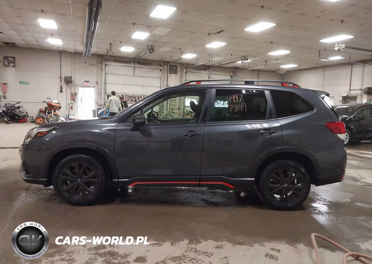2022 Subaru Forester Sport VIN:JF2SKAJC4NH439228 - 14