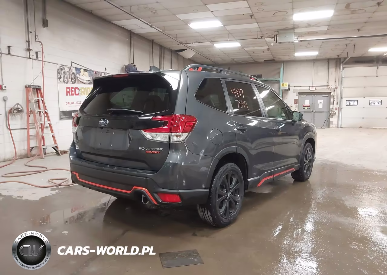 2022 Subaru Forester Sport VIN:JF2SKAJC4NH439228 - 4