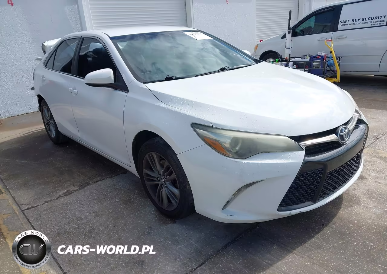 2016 Toyota Camry Se – zdjęcie 1 z 16