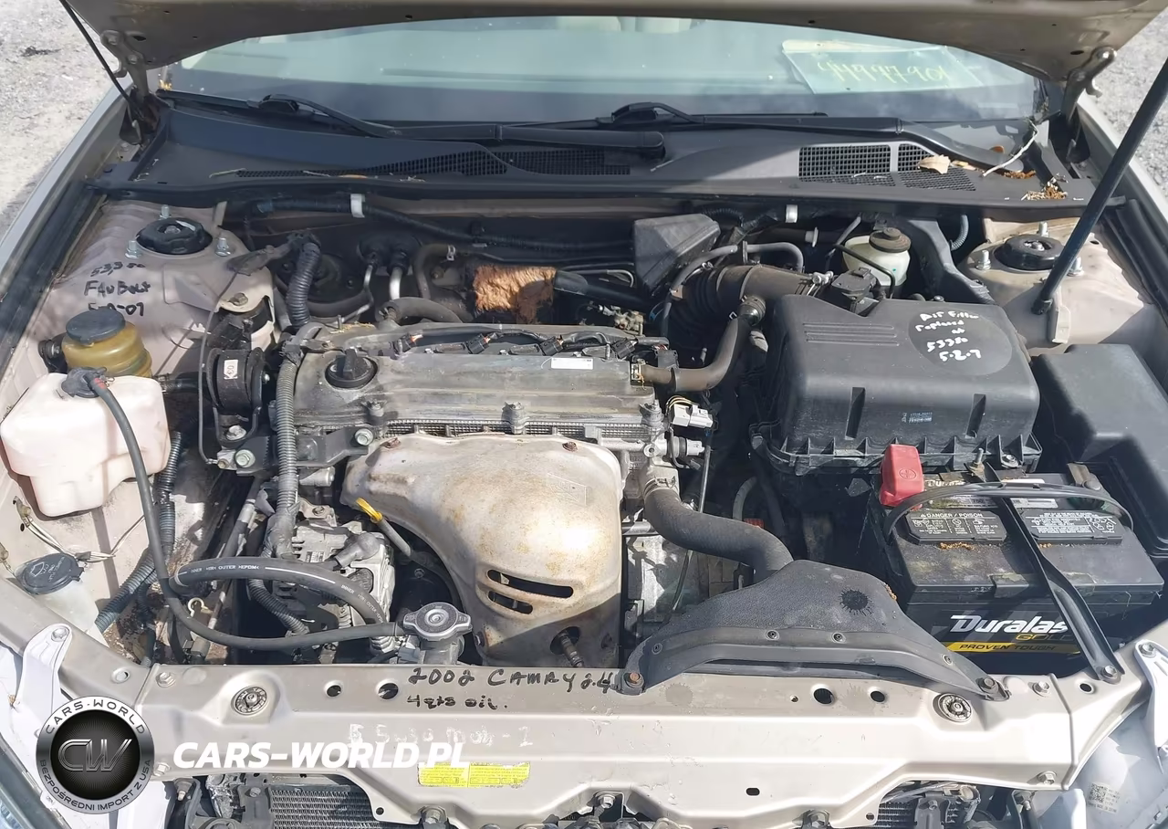 2002 Toyota Camry Le VIN:4T1BE32K22U638400 - 10