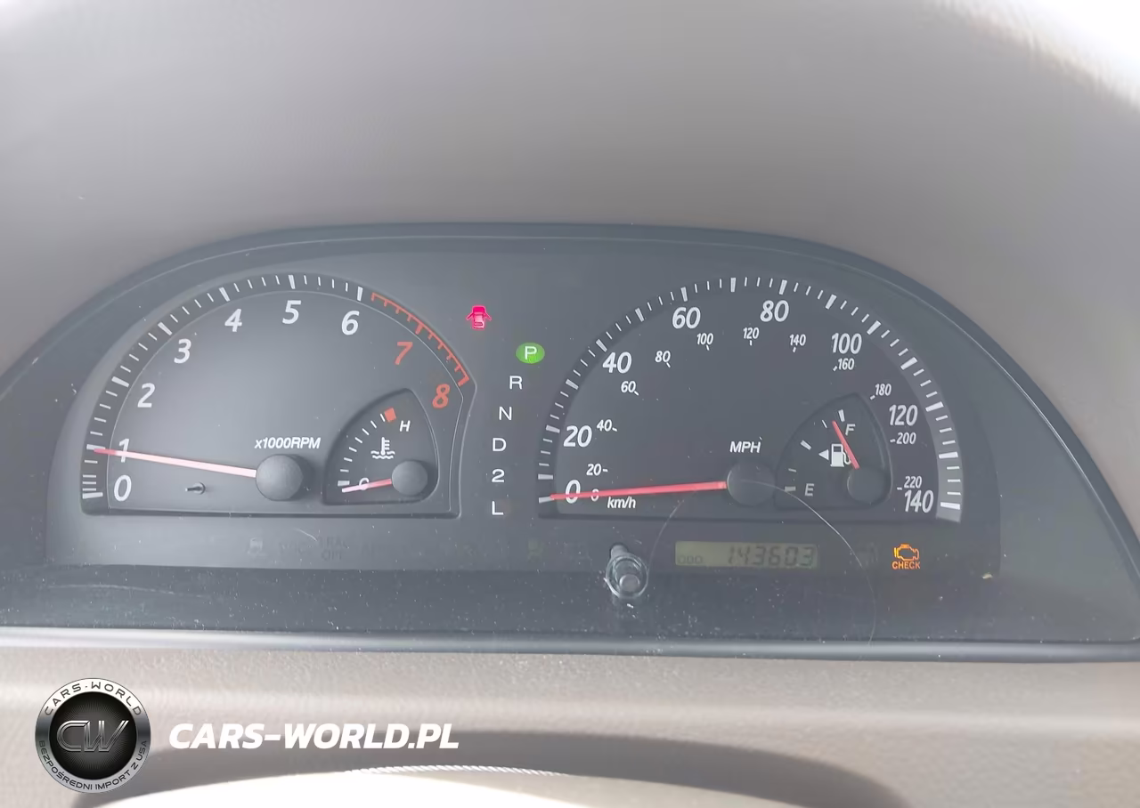 2002 Toyota Camry Le VIN:4T1BE32K22U638400 - 7