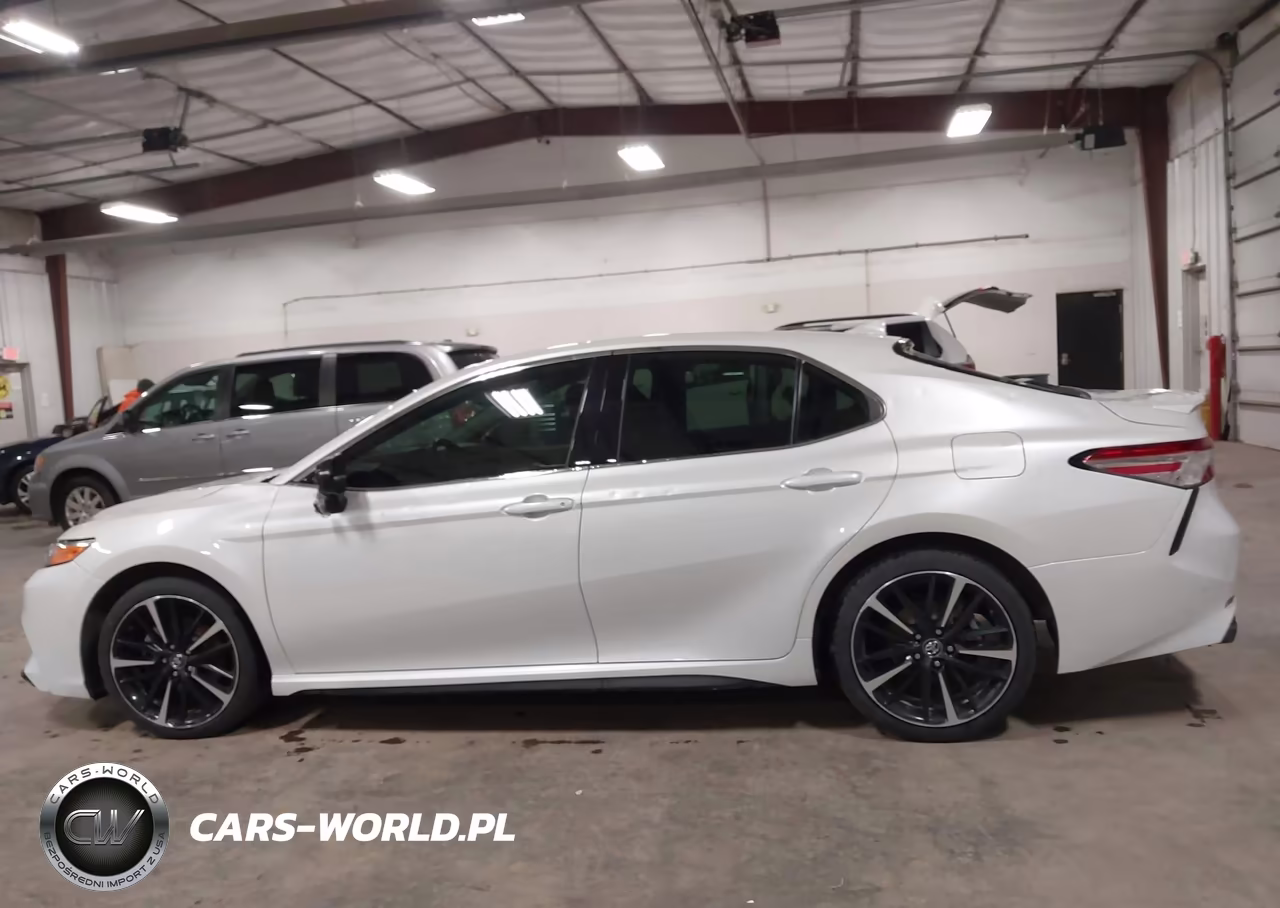 2020 Toyota Camry Xse VIN:4T1K61AK1LU870281 - 15