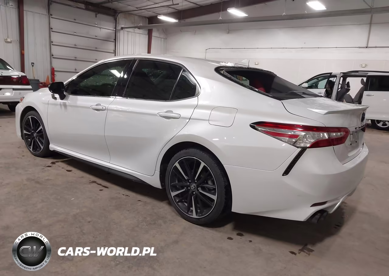 2020 Toyota Camry Xse VIN:4T1K61AK1LU870281 - 3