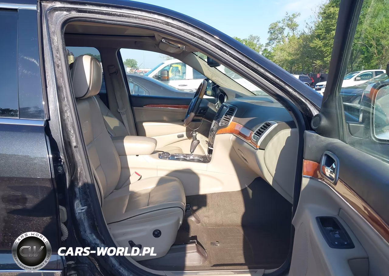 2012 Jeep Grand Cherokee Overland VIN:1C4RJFCG4CC272716 - 5