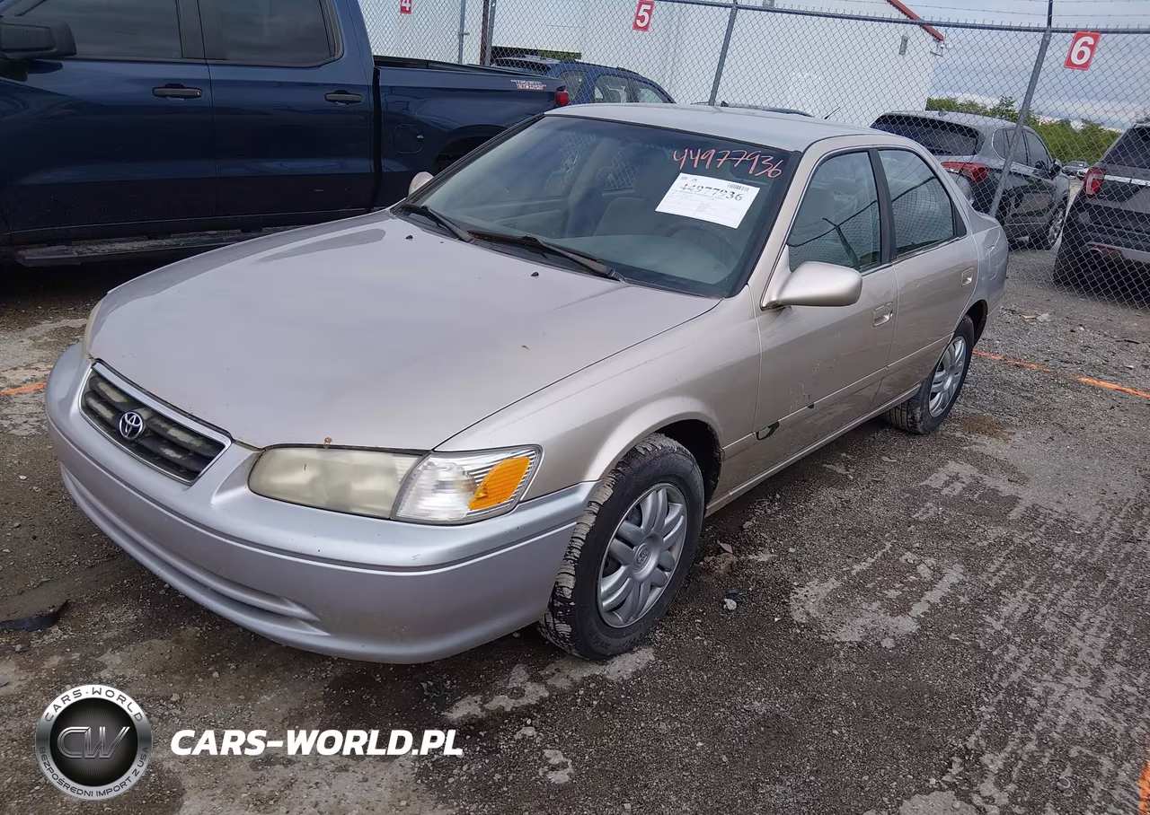 2001 Toyota Camry Le VIN:4T1BG22K11U026532 - 2