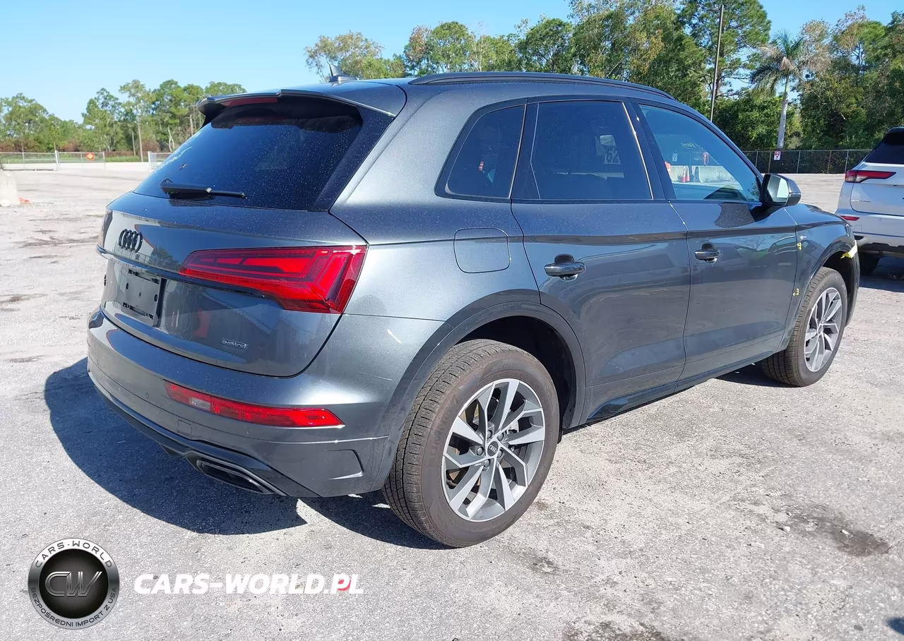 2024 Audi Q5 Premium 45 Tfsi S Line Quattro VIN:WA1GAAFY9R2098620 - 4
