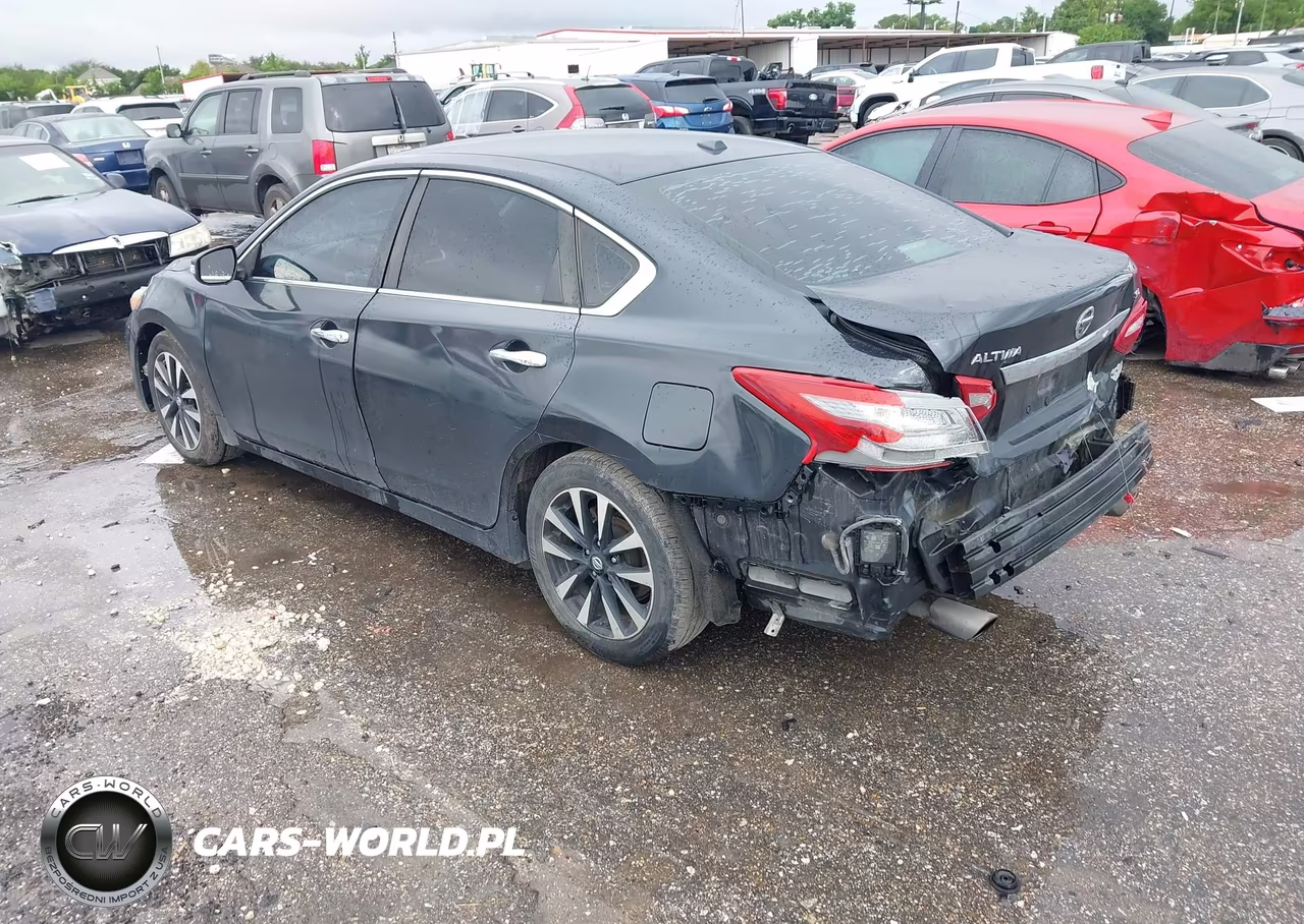 2018 Nissan Altima 2.5 VIN:1N4AL3AP5JC206705 - 3