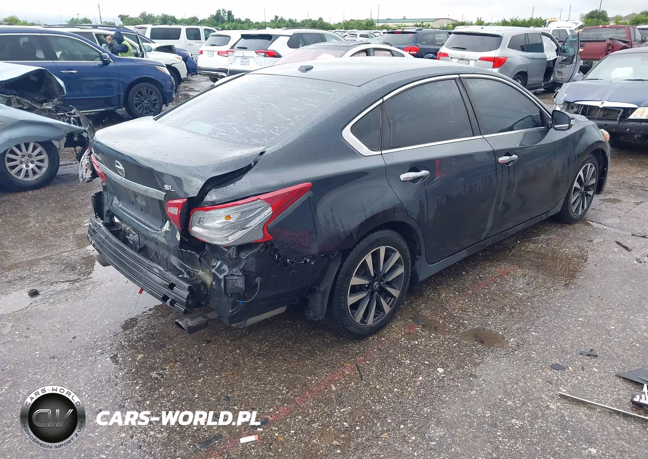 2018 Nissan Altima 2.5 VIN:1N4AL3AP5JC206705 - 4