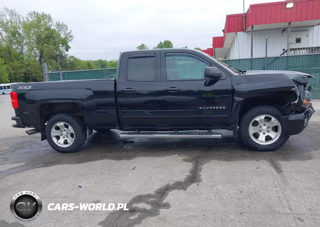 2017 Chevrolet Silverado 1500 2Lt VIN:1GCVKREC1HZ125359 - 12