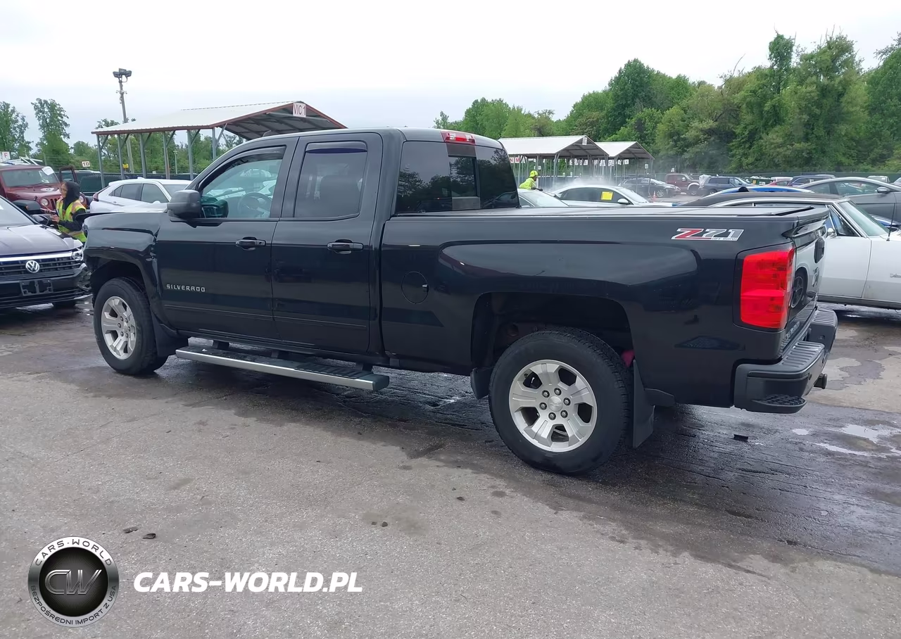 2017 Chevrolet Silverado 1500 2Lt VIN:1GCVKREC1HZ125359 - 3