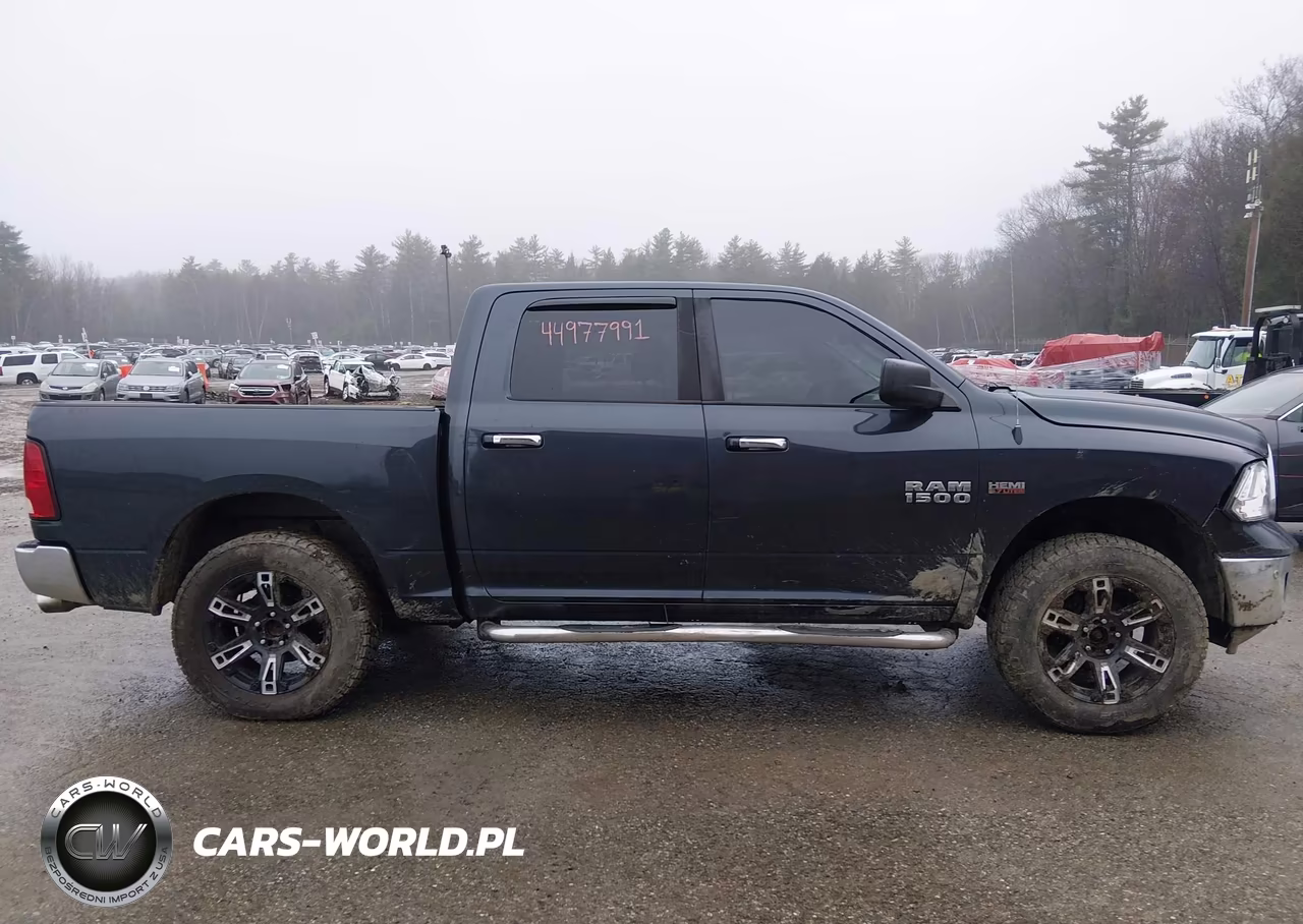 2015 Ram 1500 Big Horn VIN:1C6RR7LTXFS757942 - 14