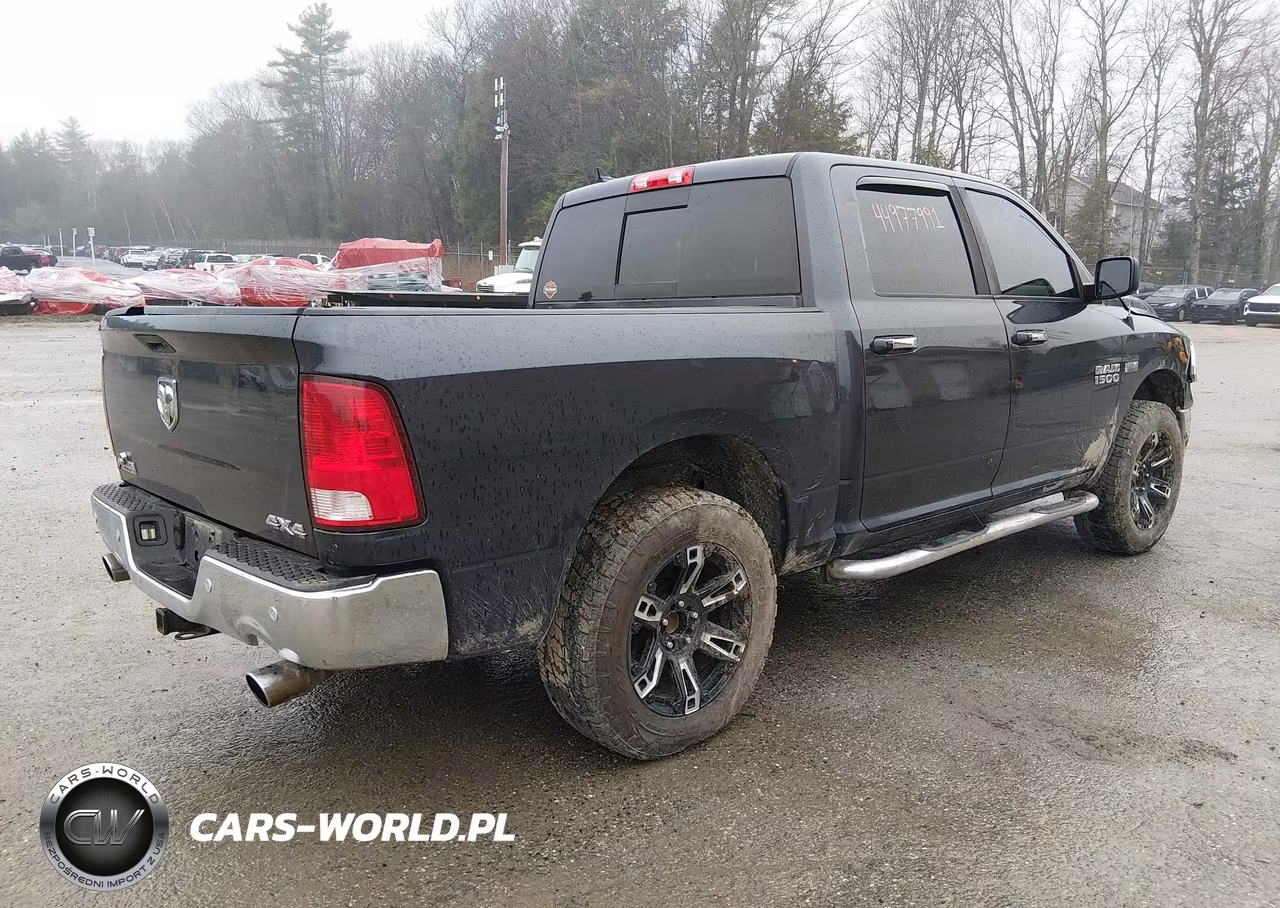 2015 Ram 1500 Big Horn VIN:1C6RR7LTXFS757942 - 4