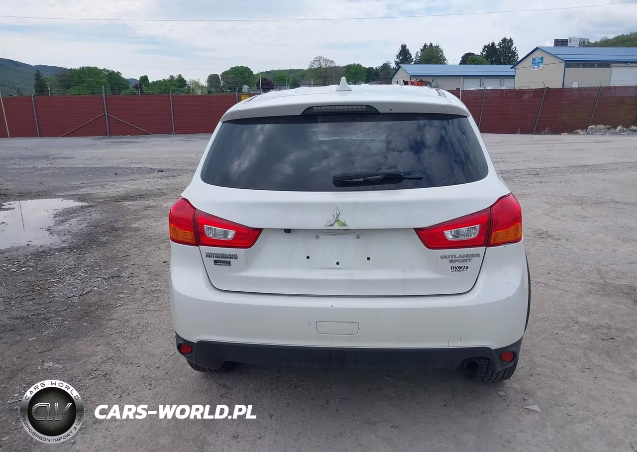 2017 Mitsubishi Outlander Sport 2.0 Le VIN:JA4AR3AU9HZ054475 - 16
