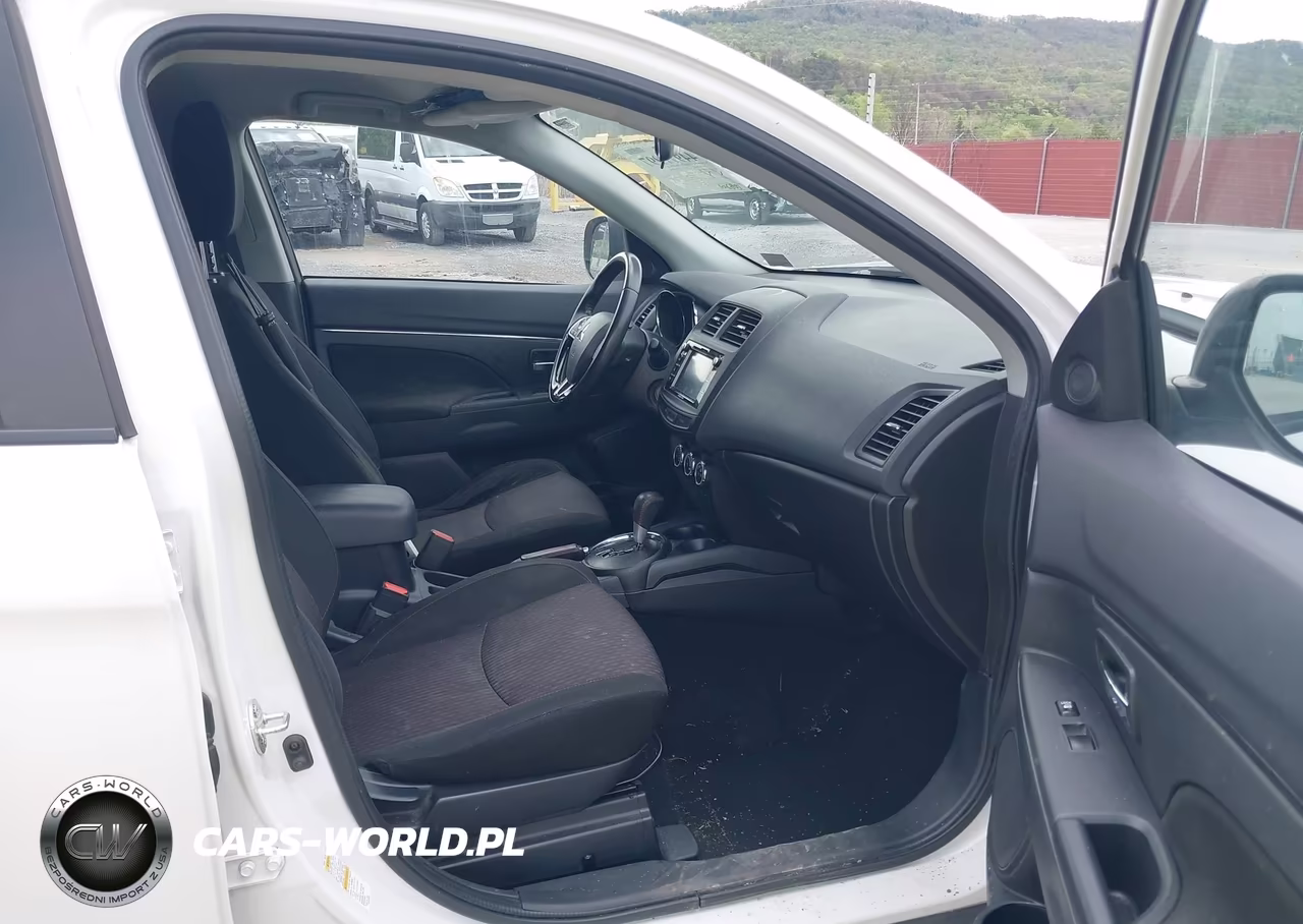 2017 Mitsubishi Outlander Sport 2.0 Le VIN:JA4AR3AU9HZ054475 - 5