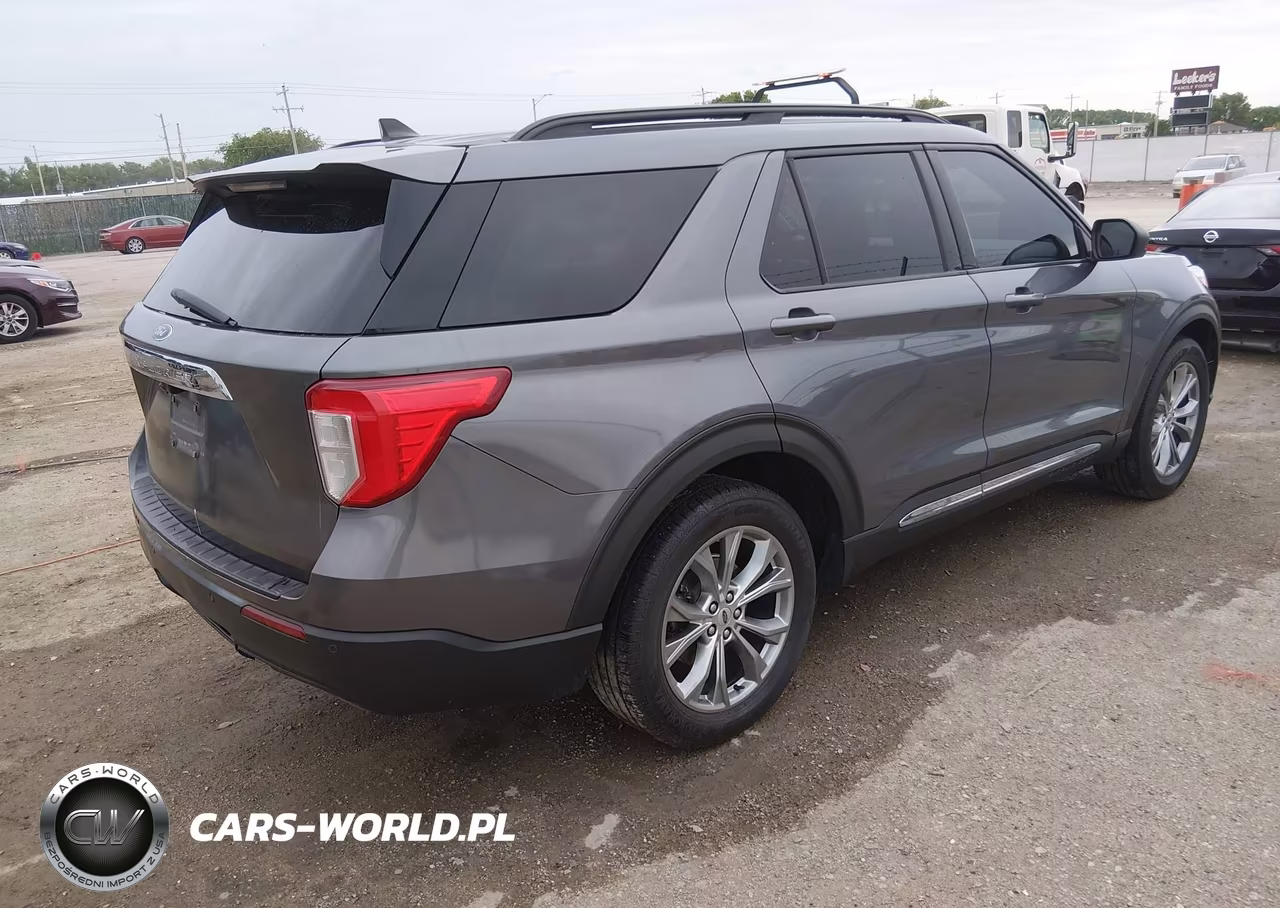 2021 Ford Explorer Xlt VIN:1FMSK8DH0MGB23078 - 4