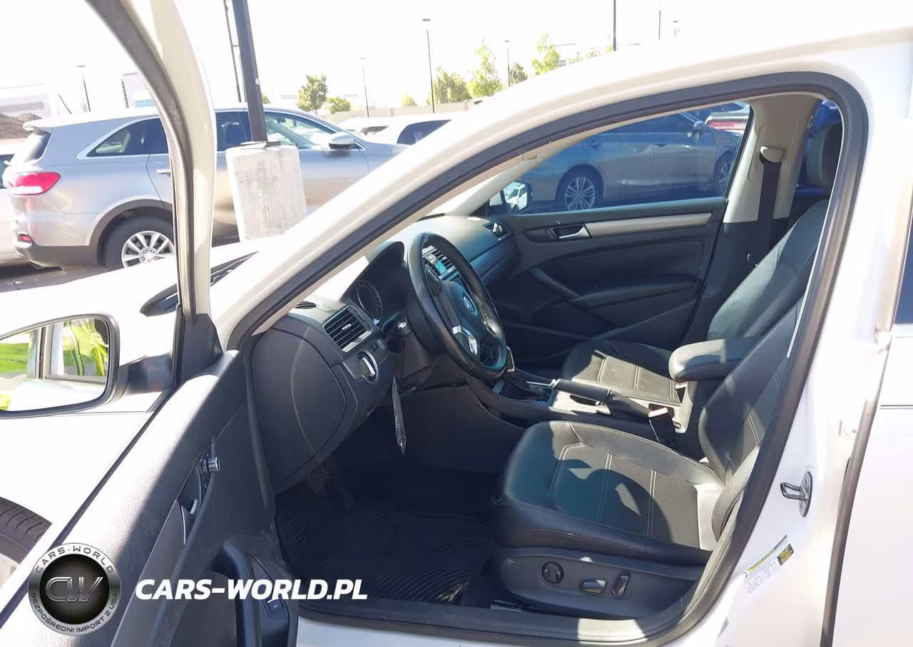 2014 Volkswagen Passat 2.0L Tdi Se VIN:1VWBN7A3XEC094046 - 5