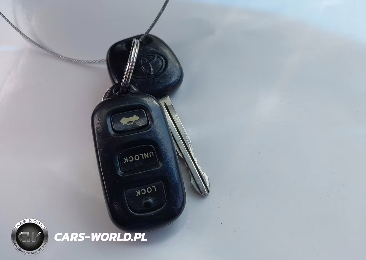2003 Toyota Camry Le V6 VIN:4T1BF30KX3U036376 - 11