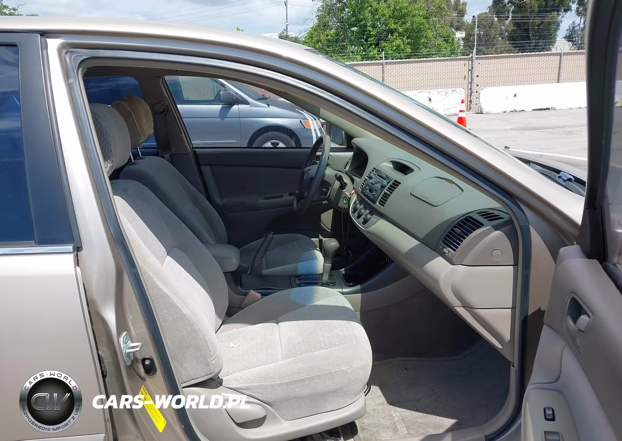 2003 Toyota Camry Le V6 VIN:4T1BF30KX3U036376 - 5
