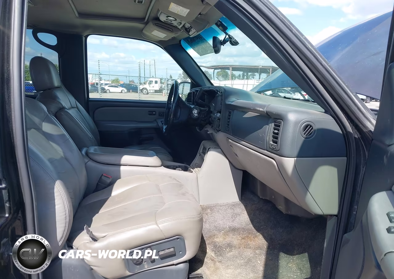 2001 Chevrolet Tahoe Lt VIN:1GNEC13T41R179754 - 5