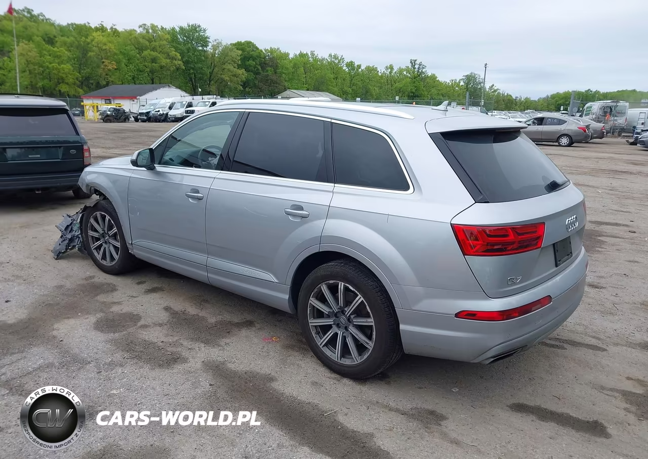 2019 Audi Q7 45 Premium VIN:WA1LHAF71KD030520 - 3