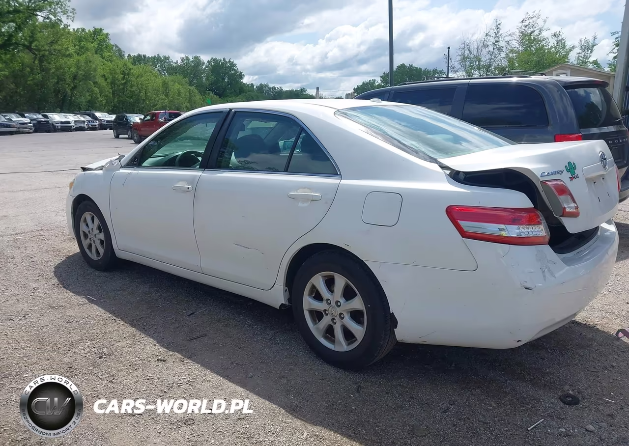 2011 Toyota Camry Le VIN:4T4BF3EK2BR099209 - 3