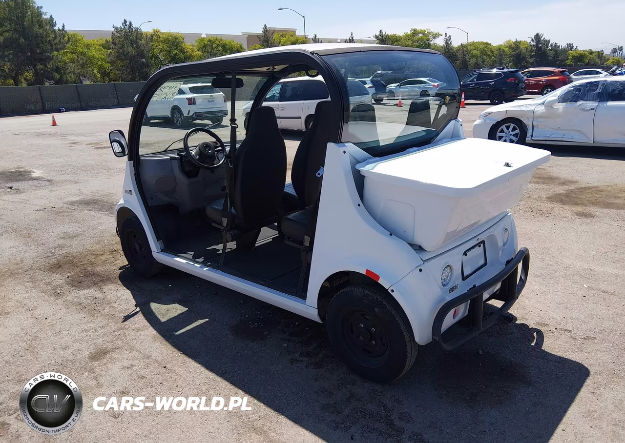 2022 Global Electric Motors E4 VIN:7SXG4AEA8N5506368 - 3