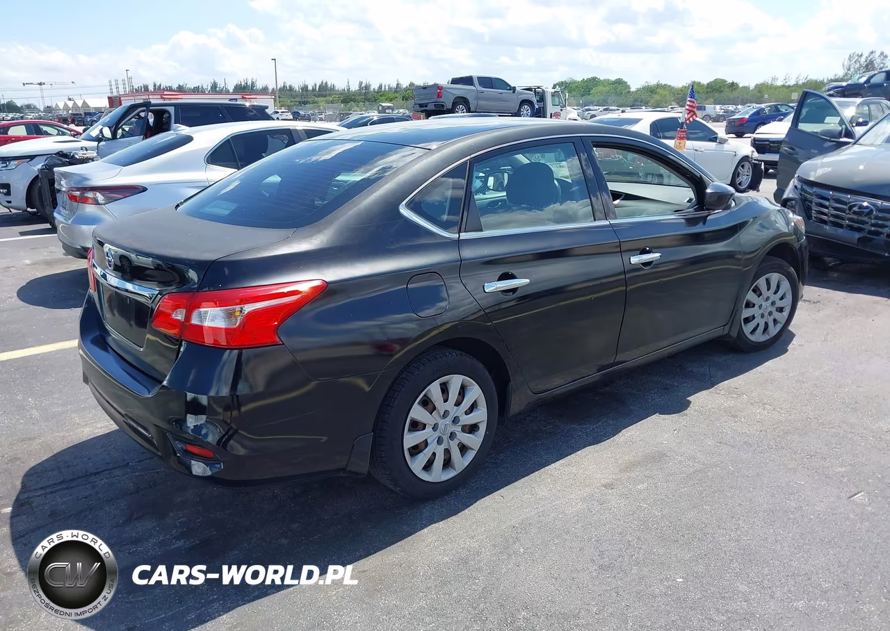 2017 Nissan Sentra S VIN:3N1AB7AP6HY248227 - 4