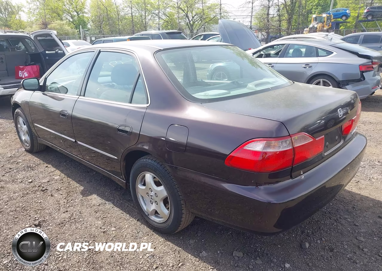 HONDA ACCORD VIN:1HGCG1658XA061572 - 3
