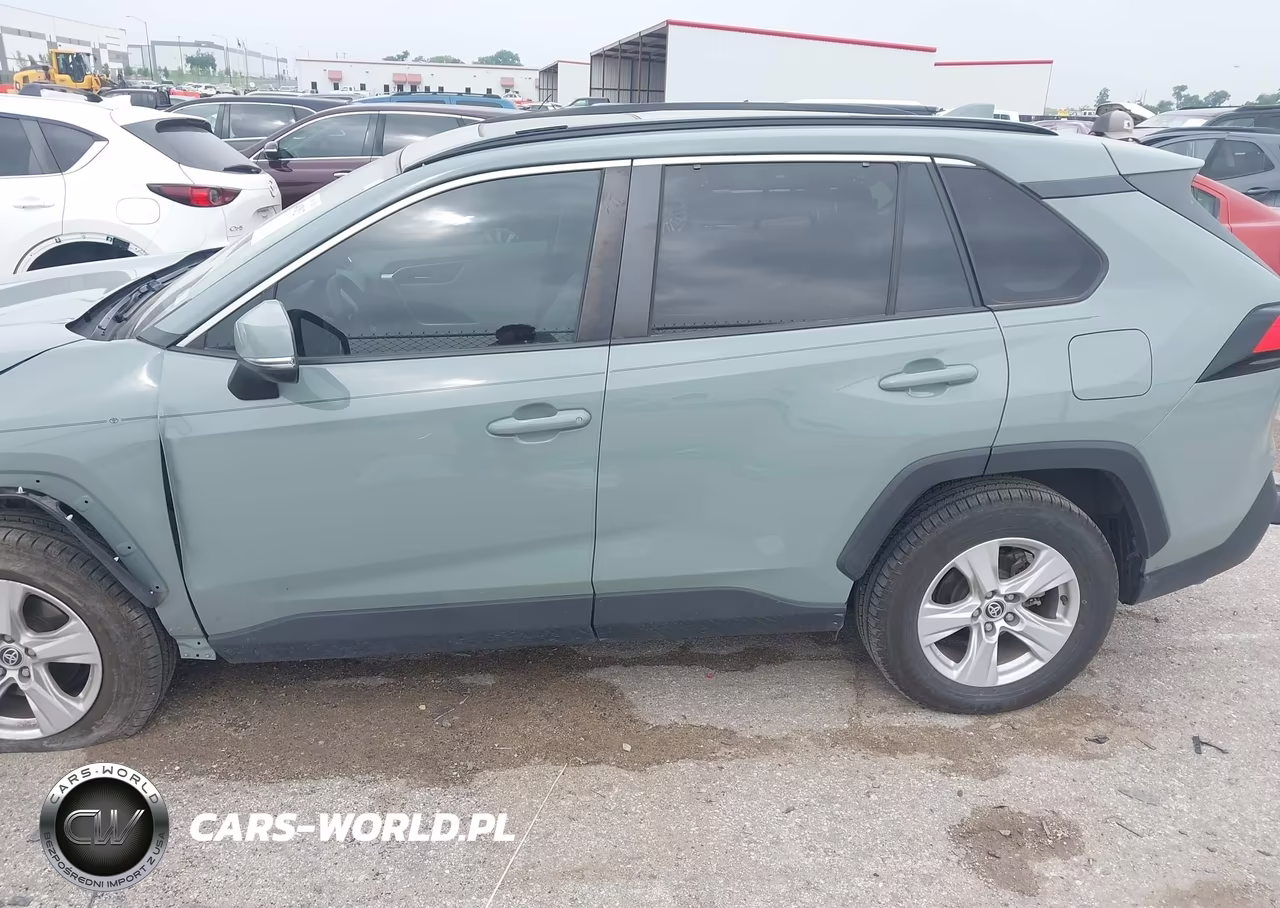 2021 Toyota Rav4 Xle VIN:JTMW1RFV0MD071891 - 14