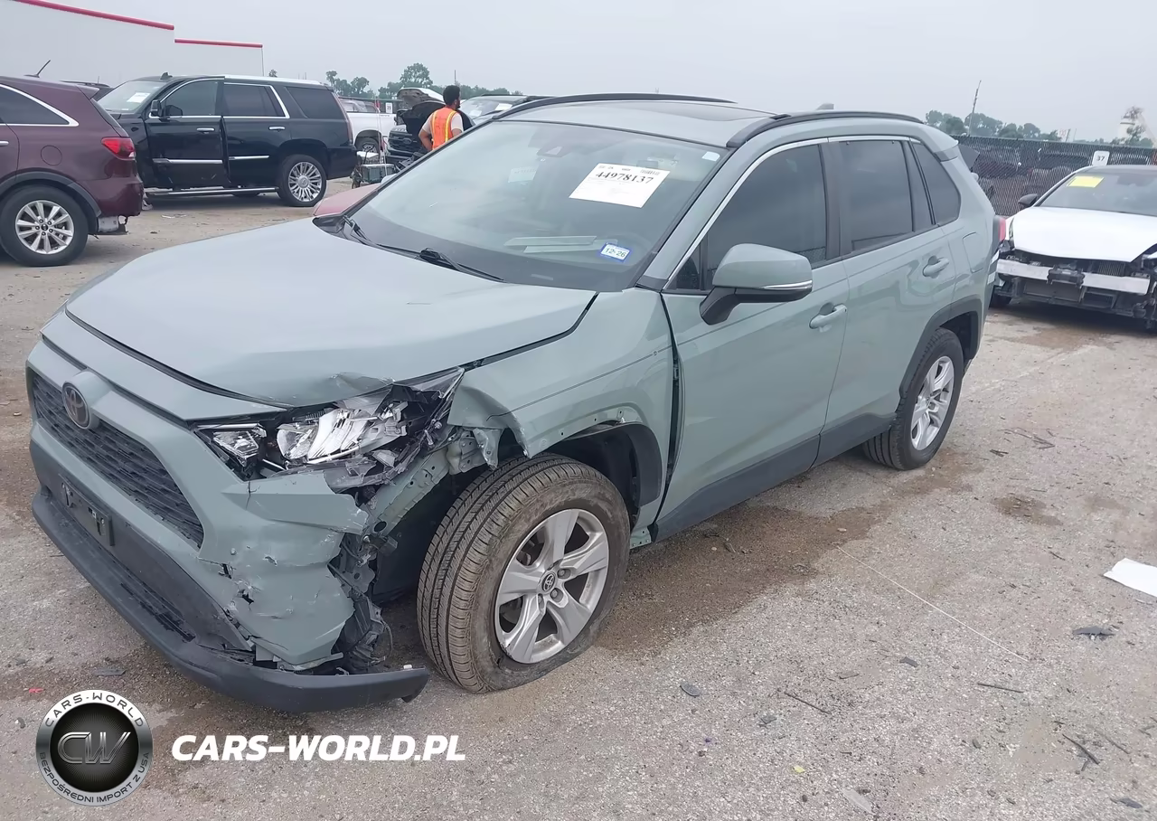 2021 Toyota Rav4 Xle VIN:JTMW1RFV0MD071891 - 2