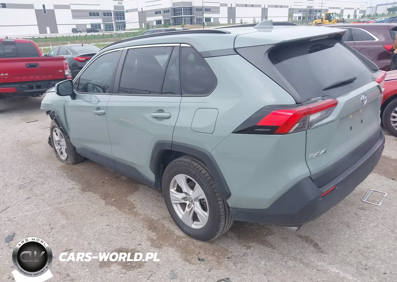 2021 Toyota Rav4 Xle VIN:JTMW1RFV0MD071891 - 3