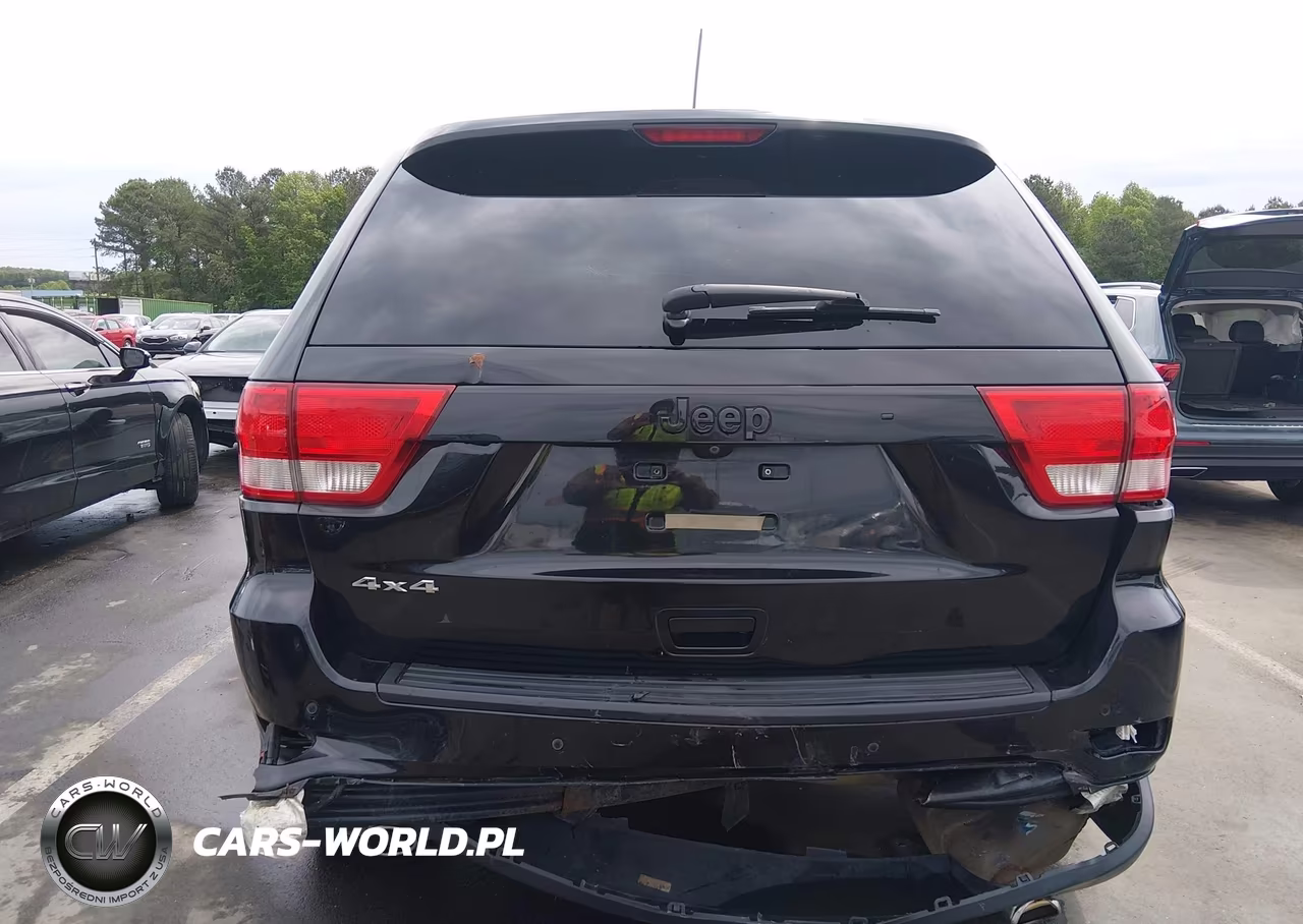 2012 Jeep Grand Cherokee Laredo VIN:1C4RJFAT9CC313647 - 16