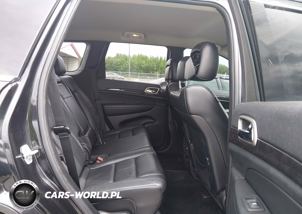 2012 Jeep Grand Cherokee Laredo VIN:1C4RJFAT9CC313647 - 8